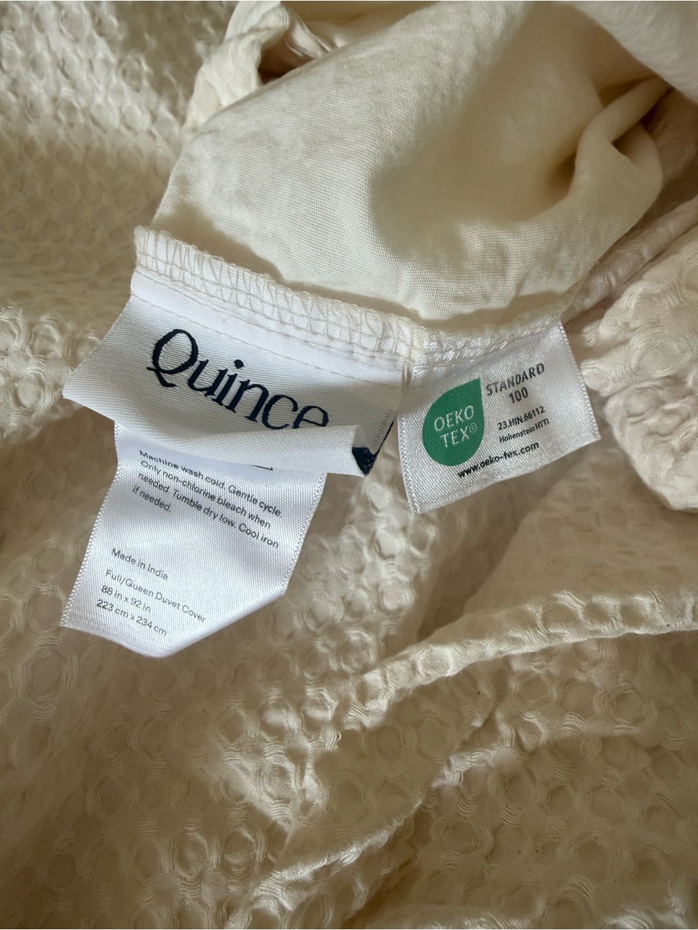 Quince Organic Luxe Honeycomb Duvet Cover Set - Picture 5 of 9